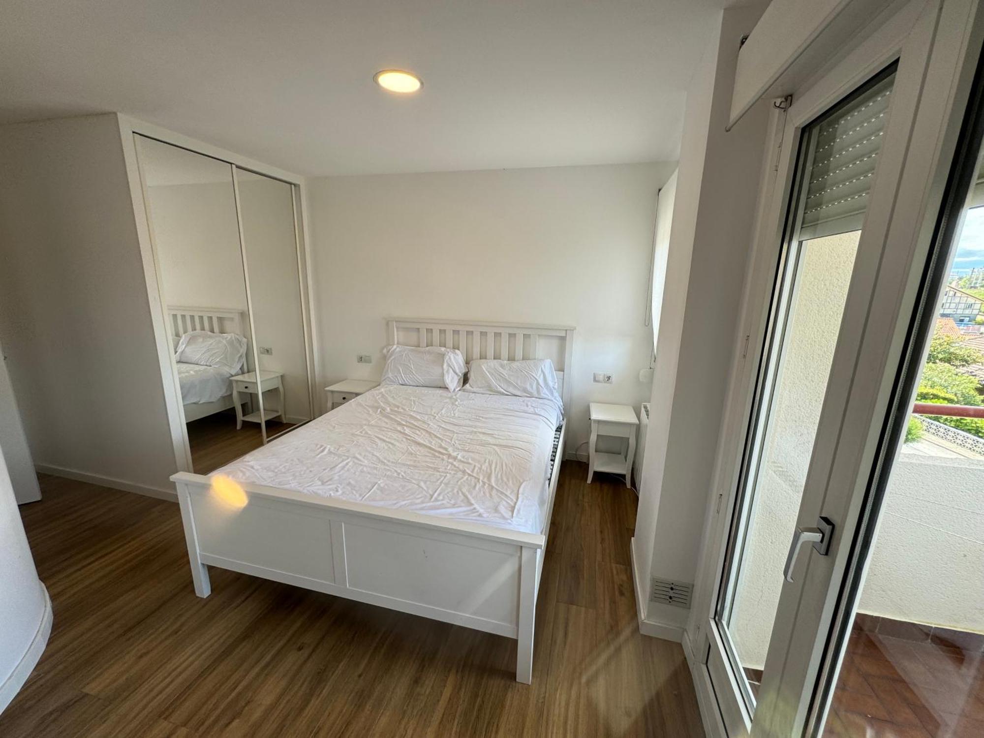 Duplex Con Terraza En Mogro Appartement Buitenkant foto